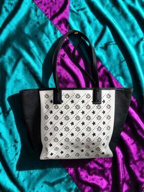 VERA BRADLEY Black White Floral Eyelet Shoulder Tote Bag